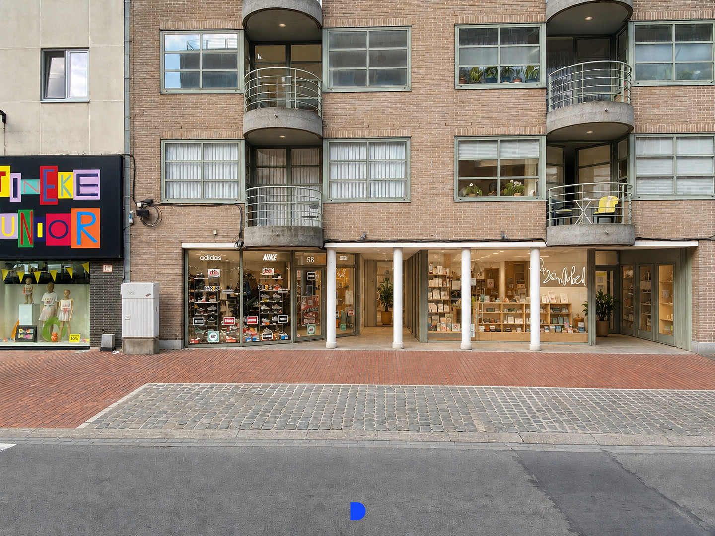 Commercial à vendre à Roulers