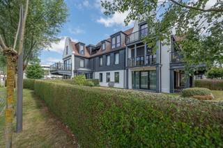 Stijlvol PENTHOUSE met 2 slaapkamers en terras - DUINENWATEROp wandelafstand van het centrum van Knokke-Heist, in de recente en geliefde wijk...