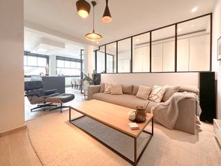 Ideaal gelegen Abdij van ter Kameren en het Tenbosch Park, prachtig gemeubeld appartement met een oppervlakte van +/- 110m2. Het biedt een...