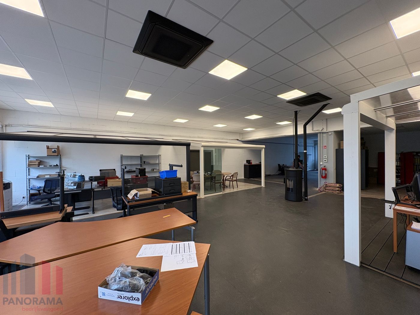 Uitstekend bereikbaar kantoorruimte van 400 m² vlakbij de E17 - photo 4