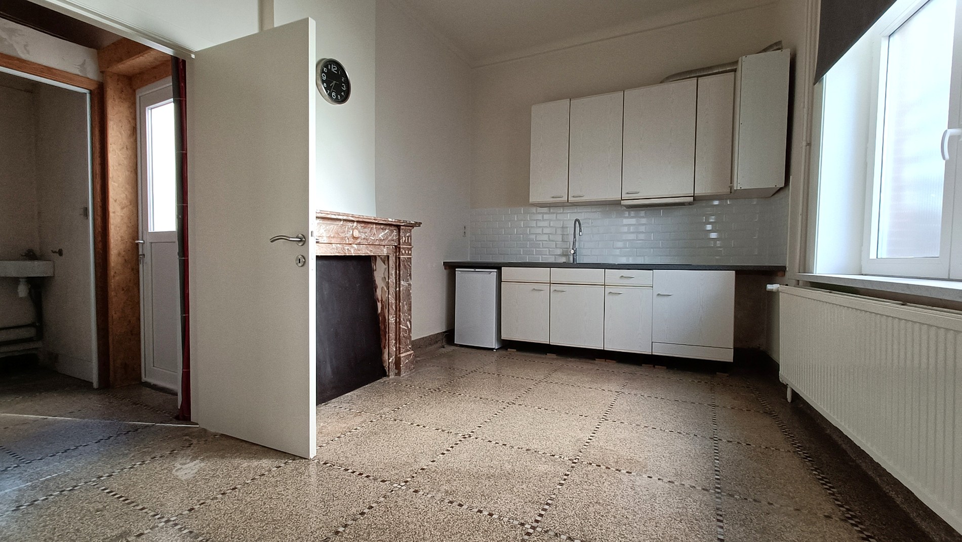 Charmante hoekwoning met 3 slaapkamers in centrum Tienen - foto 4