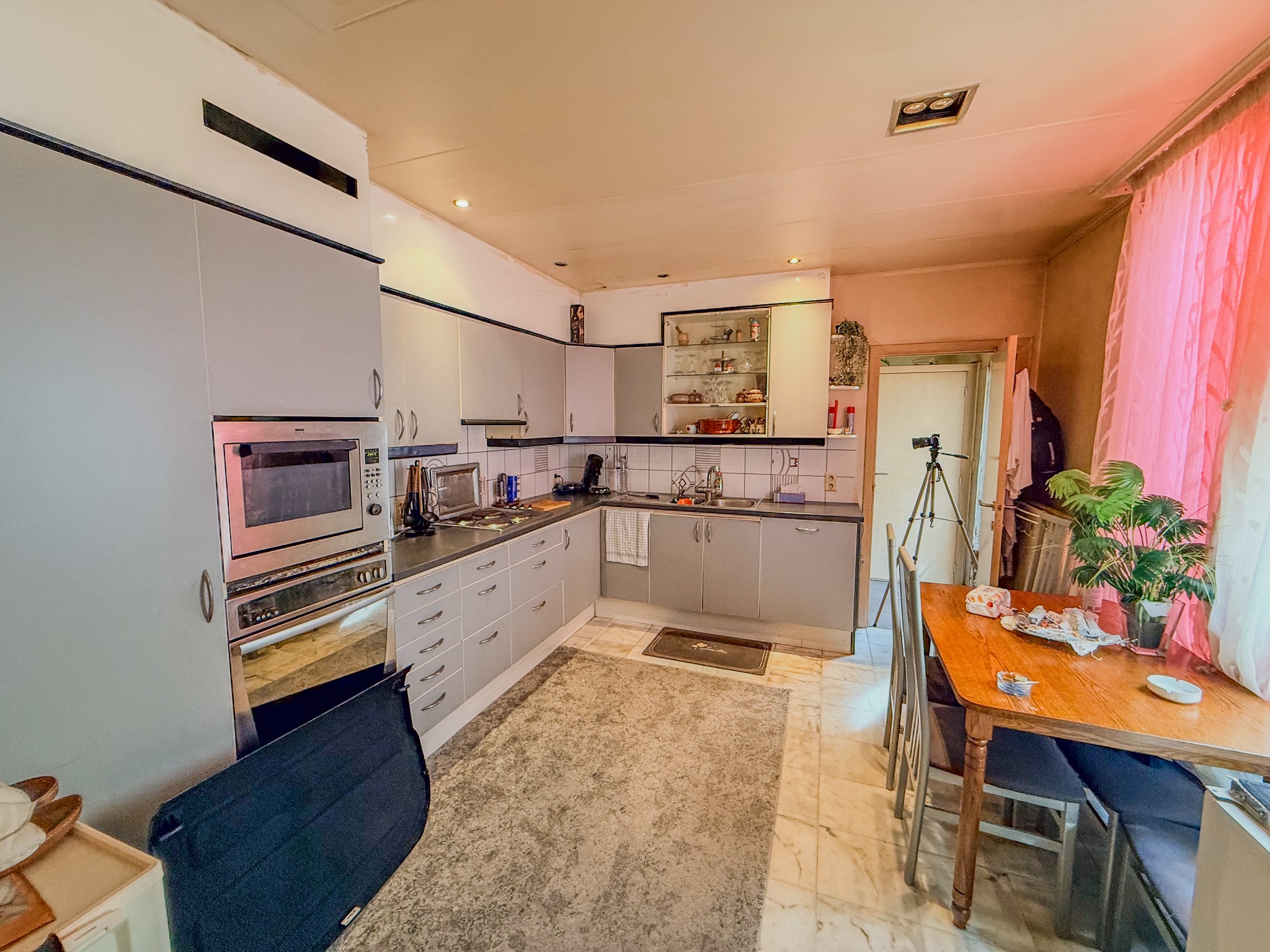 Huis te koop met 4 slaapkamers te Deurne! - foto 5