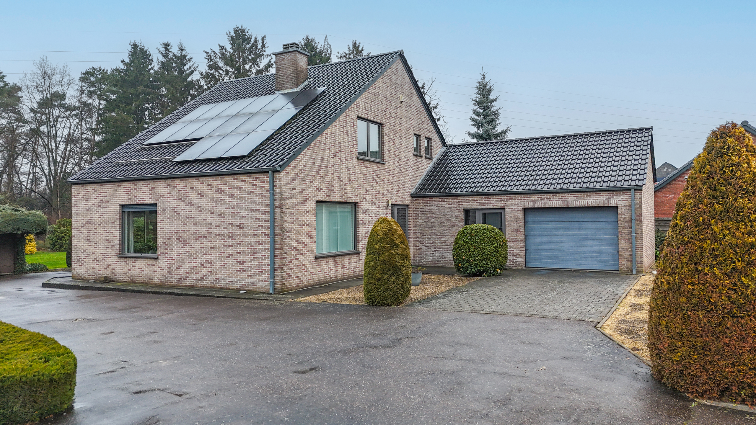 Gezinswoning met ruime garage op riant perceel te Beringen! - foto 3