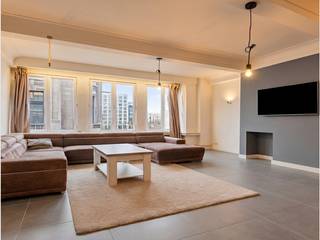 Dit prachtig lichtrijk appartement op de 2de verdieping biedt een uitzonderlijke woonervaring op een toplocatie, vlak aan de Rooseveltplaats,...