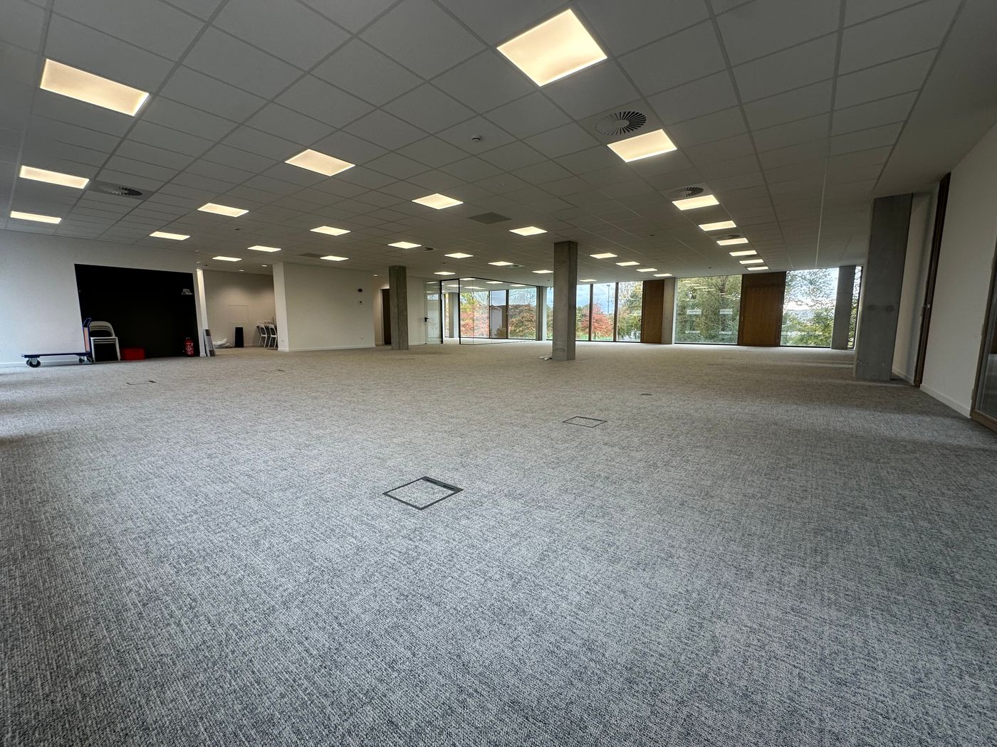 Moderne Kantoorruimte van 389 m² met Groen Uitzicht en Topfaciliteiten in Zwevegem - foto 3