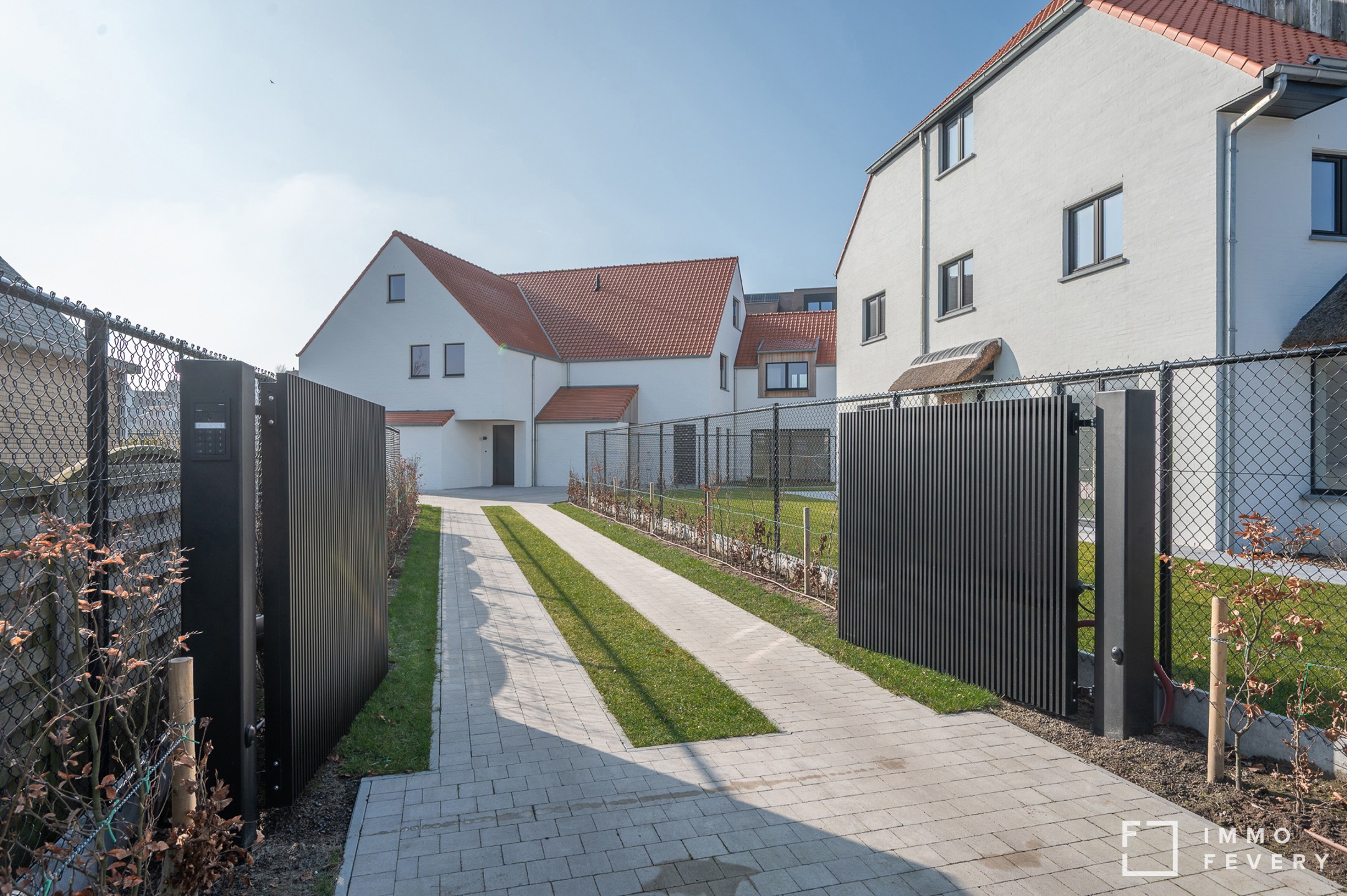 Exclusieve nieuwbouw koppelvilla te koop in Duinbergen. - foto 1