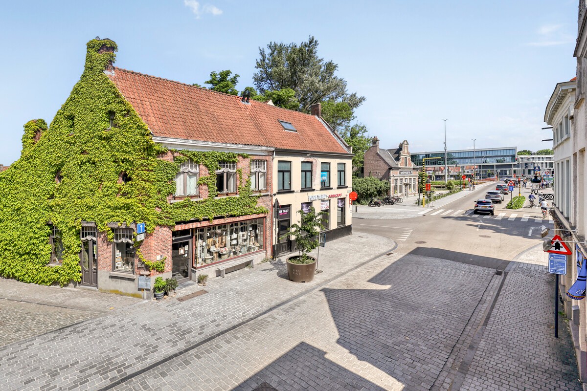 HANDELSPAND met WOONST te BRUGGE - foto 1