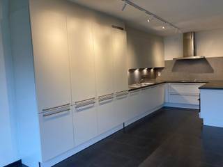 Instapklaar appartement op de 1ste verdieping (geen lift) op een goede locatie in Aartselaar.Dit moderne appartement van 69 m2 biedt 1 slaapkamer,...