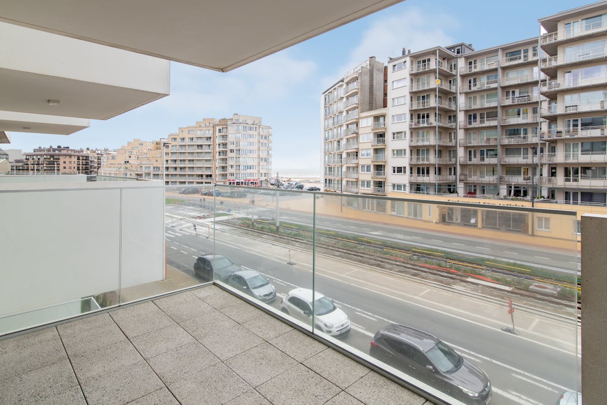 Prachtig afgewerkt 2 slaapkamer appartement te Oostende  - foto 2