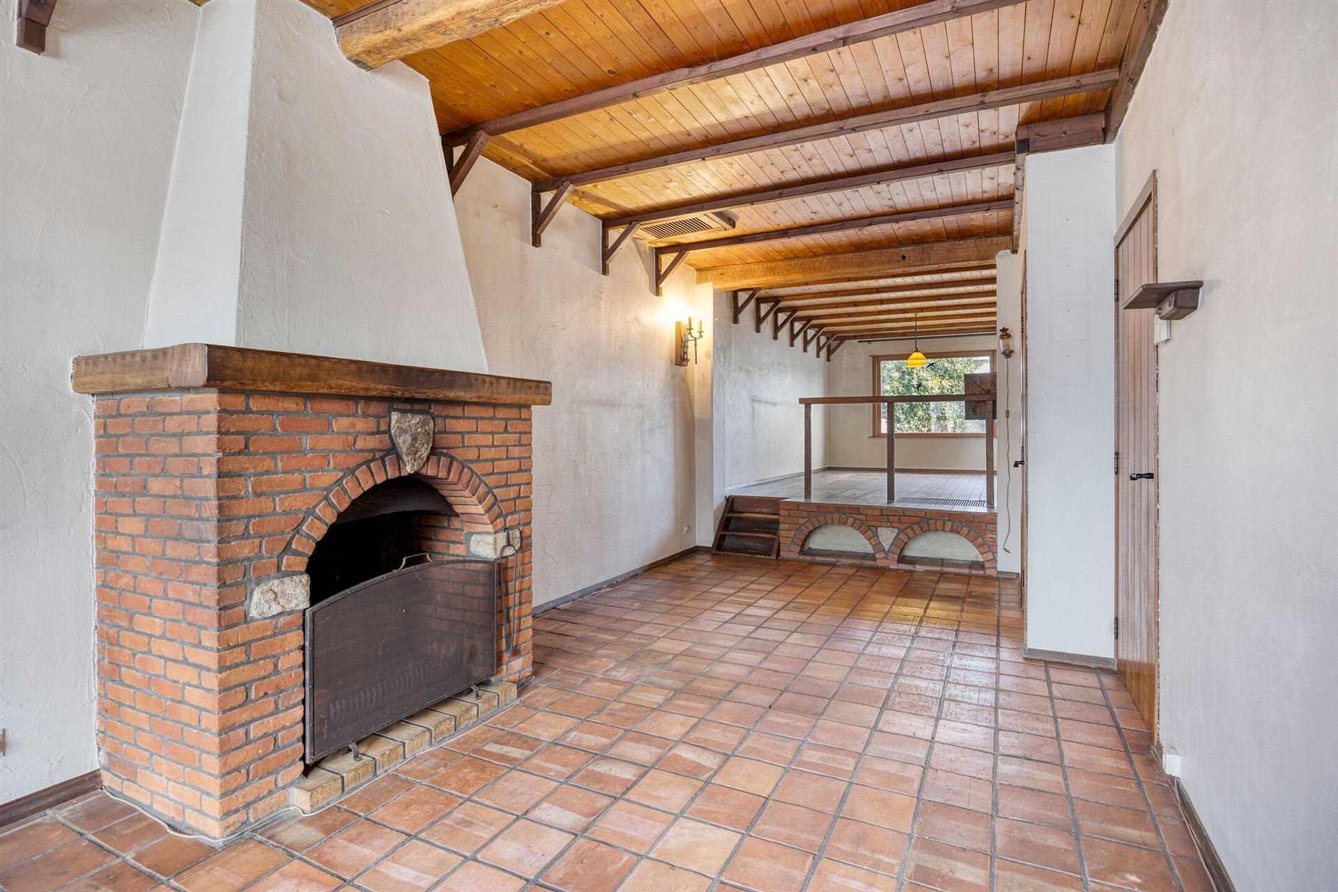 Charmante woning met 3 slpks, tuin en atelier - foto 2