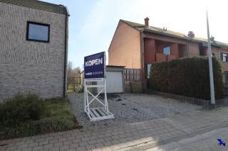 Welcome to Blaasveld!Have you always dreamed of a new home in a peaceful setting? Then this building plot for a terraced house in Blaasveld is just...