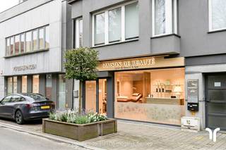  STARTPRIJS: Elk aanbod boven deze startprijs wordt voorgelegd aan de eigenaars die al dan niet kunnen akkoord gaan met dit voorstel. Op vandaag is...