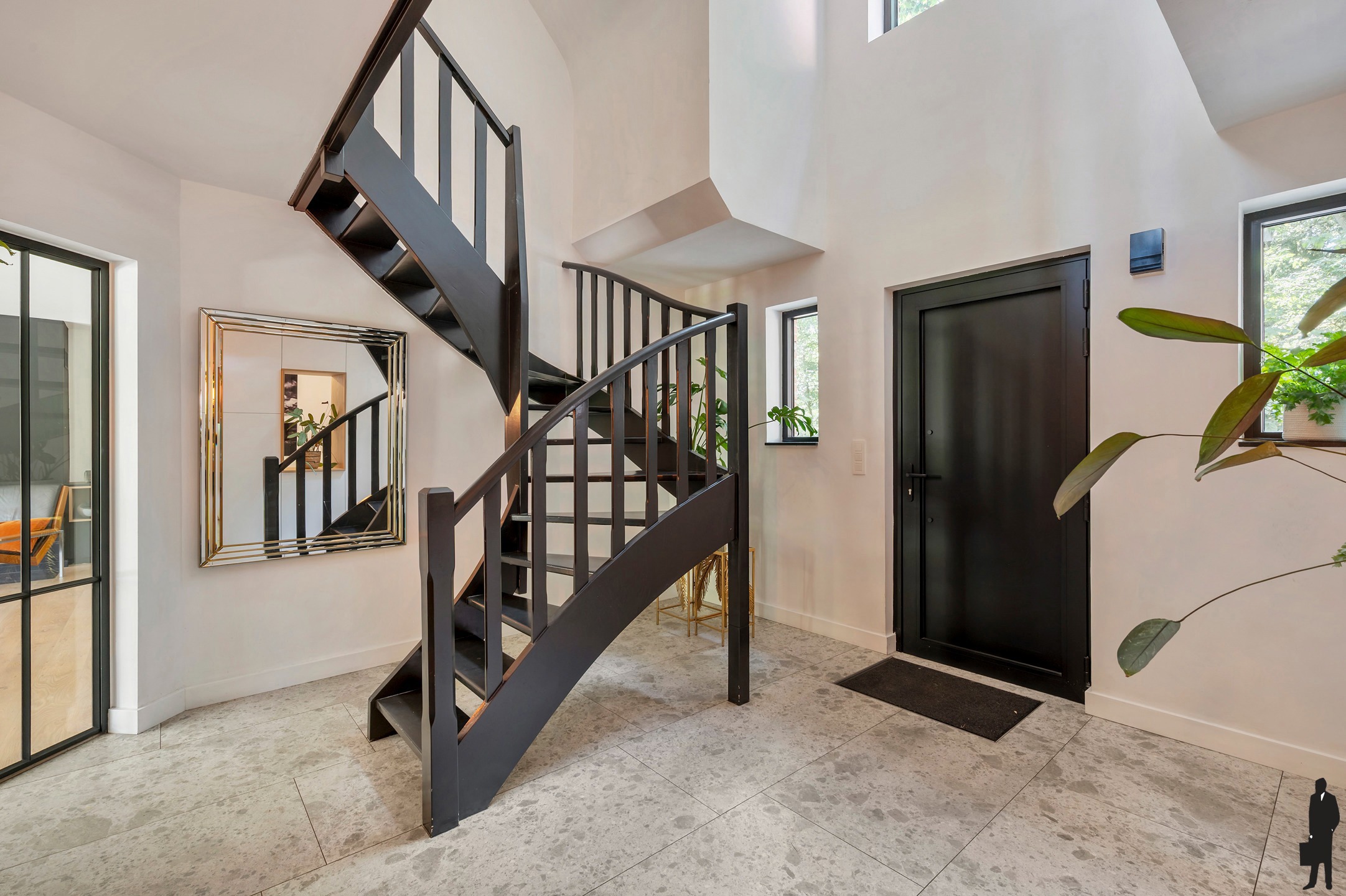 Huis te koop in Kapellen met 5 slaapkamers - foto 2