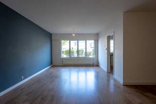 Dit gezellige en instapklare appartement is centraal gelegen, op wandelafstand van het centrum van Stabroek, winkels, openbaar vervoer en scholen...