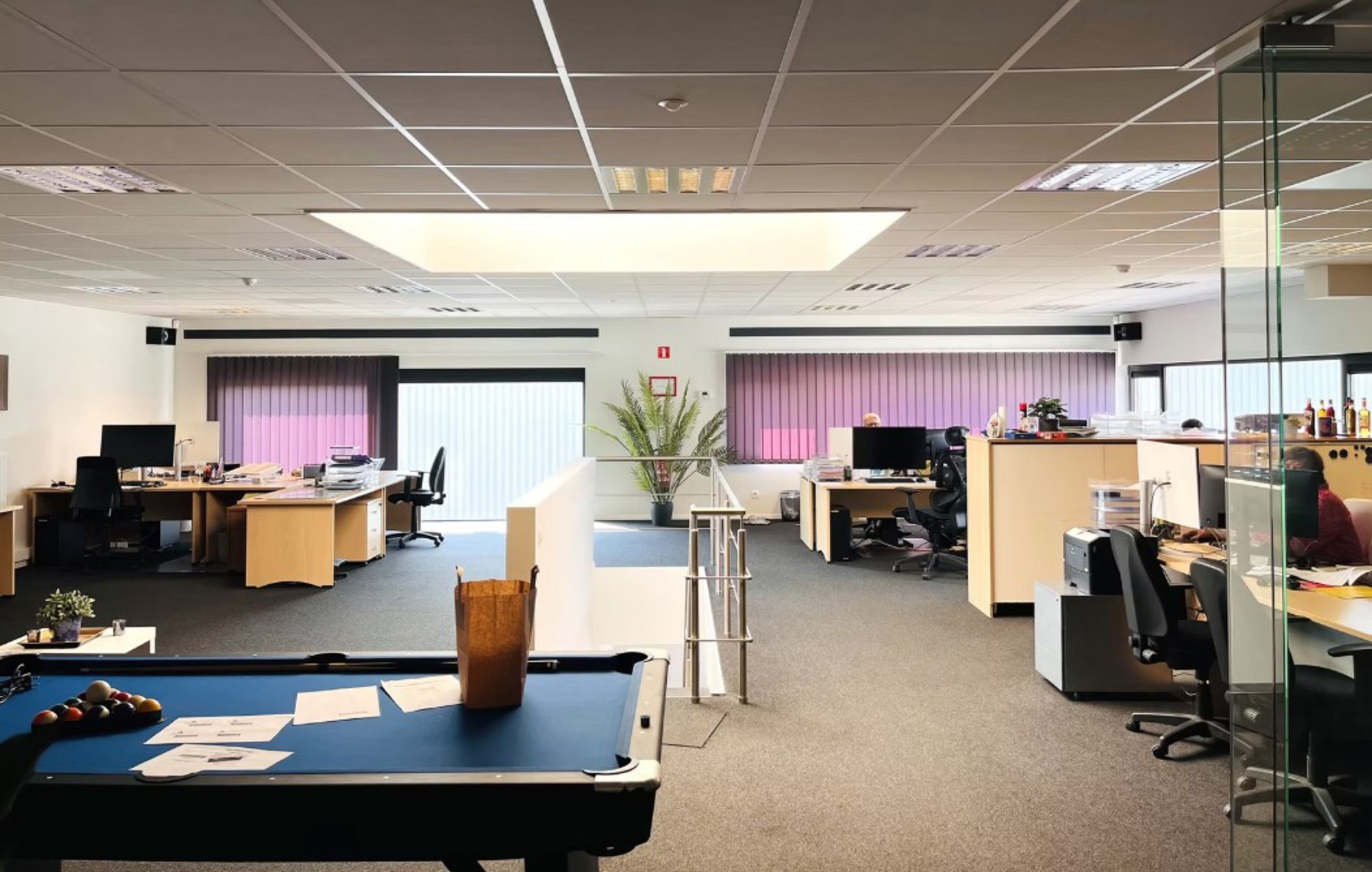  Malle: magazijn 706 B+C : 2.180m² en kantoor 210m²   te huur  in de Industriezone van Malle - foto 5