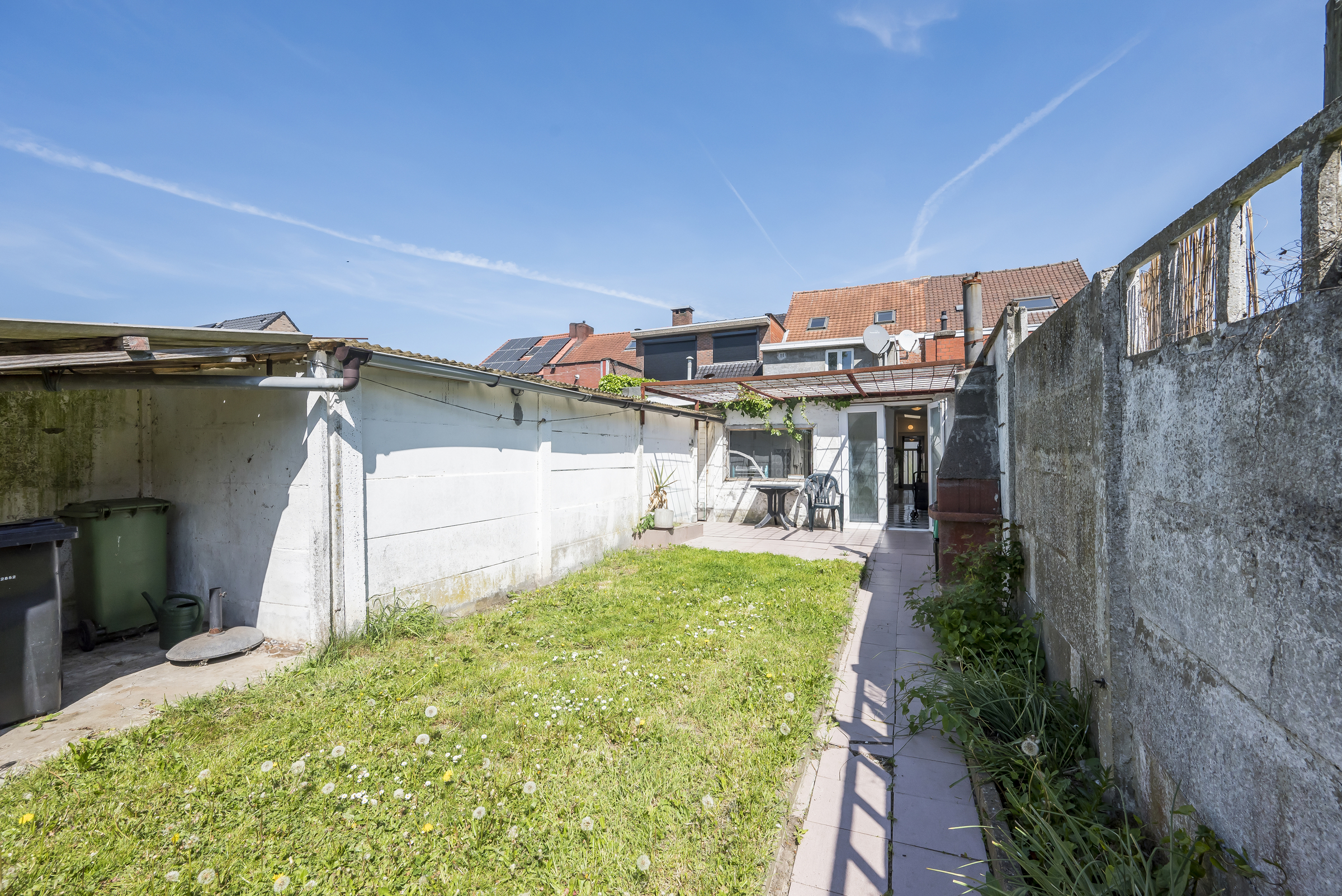 Ruime woning met zuidgerichte tuin en 5 slaapkamers! - foto 4