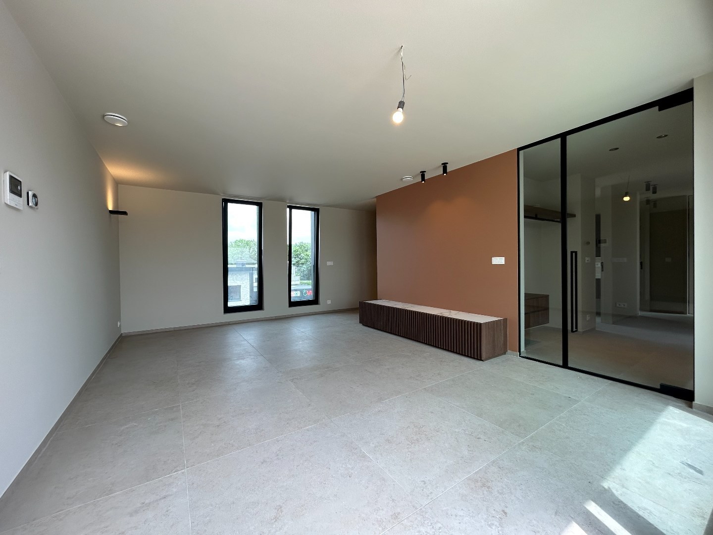 Prachtig dakappartement met 2 slaapkamers, nabij de markt van Geel! - foto 5