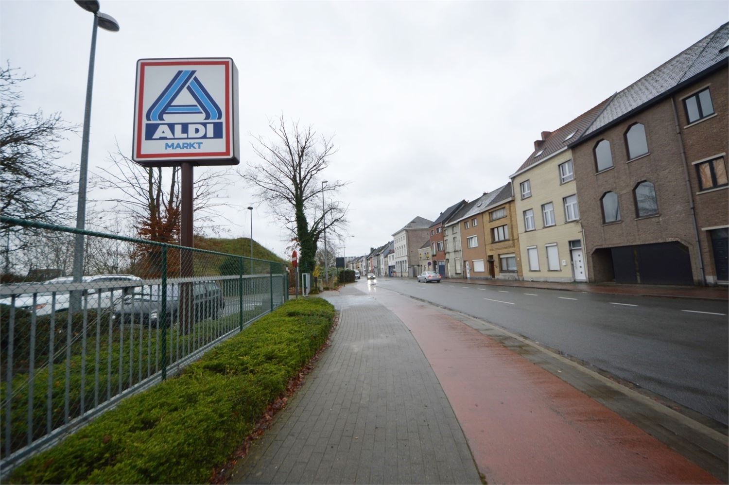 SOLIDE KANTOORGEBOUW- TIJDELIJKE VERHUUR MOGELIJK - foto 4