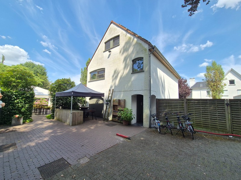 FEESTZAAL & RESTAURANT MET GERENOVEERDE WONING TE KOOP IN GENT - foto 2