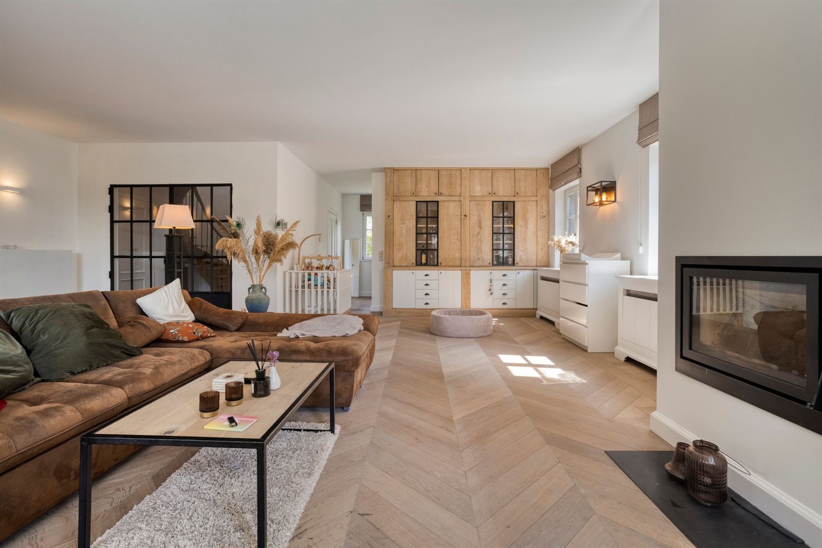 Ruimte, rust en eindeloze mogelijkheden
! Op zoek naar een woning die écht iets extra biedt? - foto 5