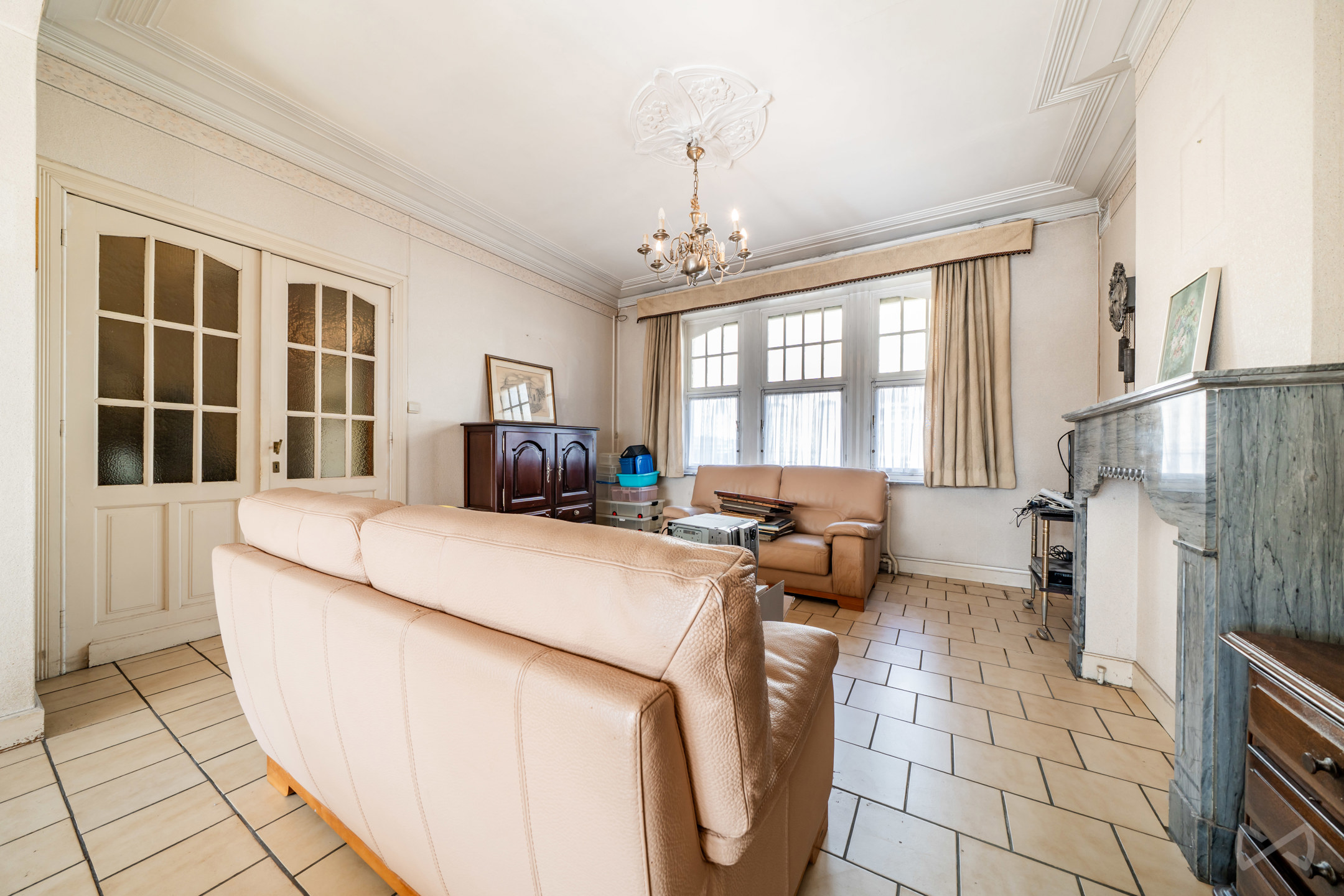 Huis te koop in Marcinelle met 6 slaapkamers - foto 2