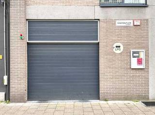 2 ondergrondse autostaanplaatsen (-3) met uitstekende ligging op de Britselei in het centrum van de stad. De maandelijkse provisie is slechts € 38...