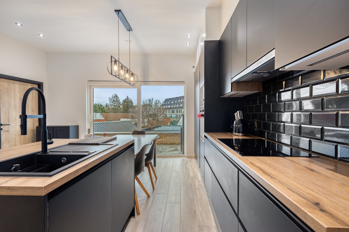 Handelshuis met 4 slaapkamers in het centrum van Oostakker - foto 5