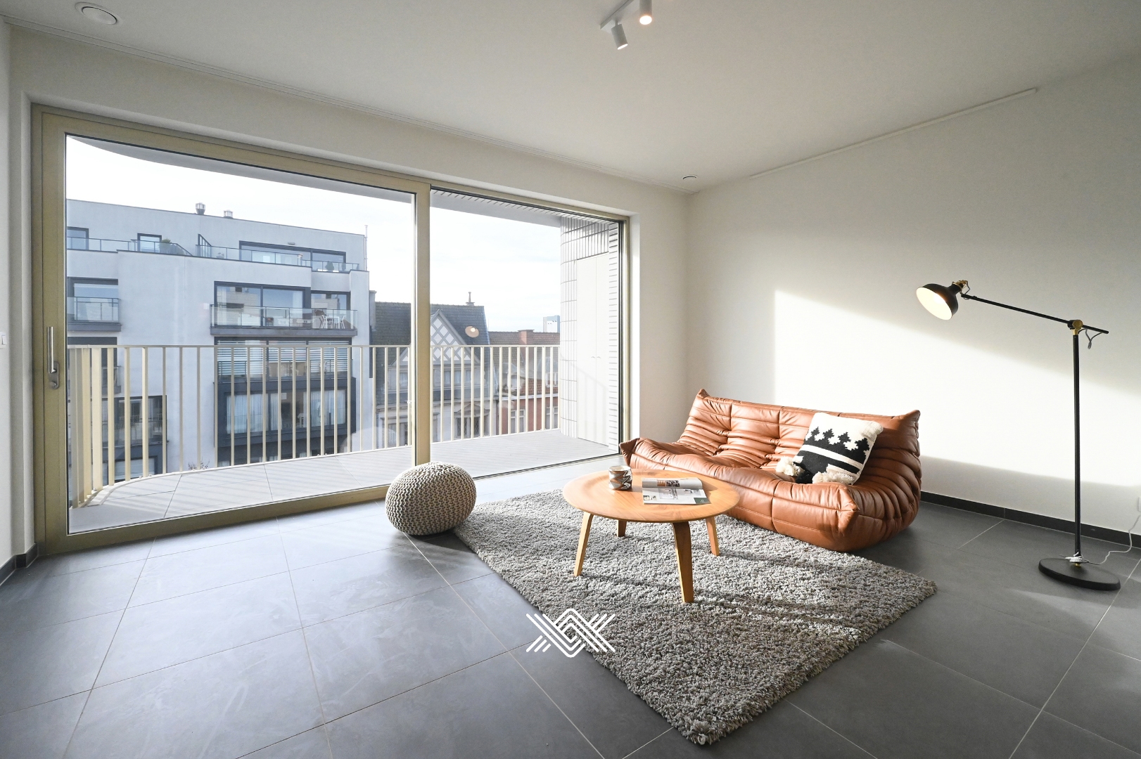 Appartement met 2 slaapkamers gelegen op de Markt van Deinze - foto 3