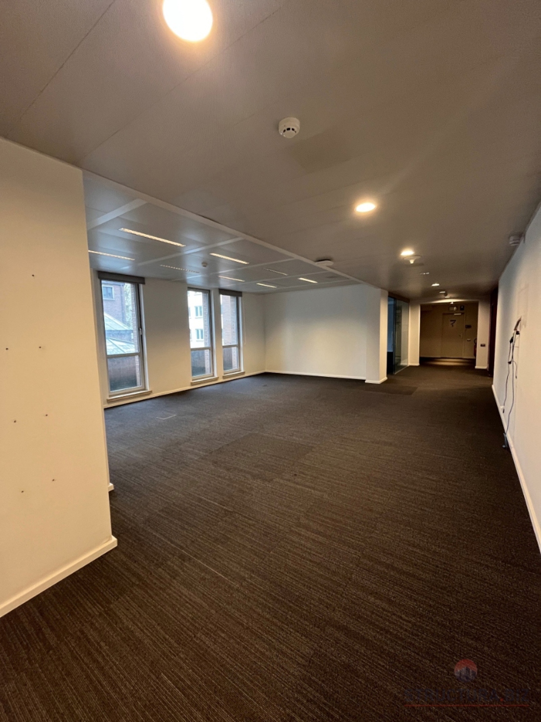 Kantoren te huur van 475m² tot 485m²! - foto 3