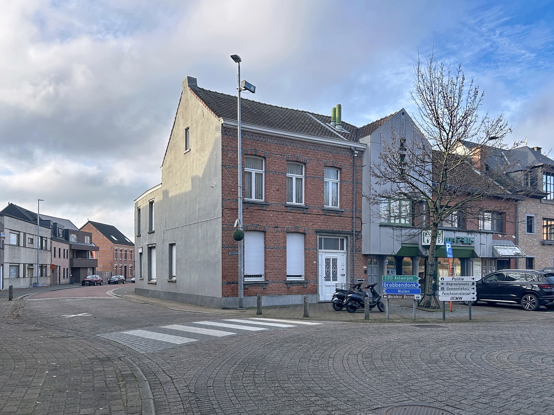 Huis te koop in Herenthout met 4 slaapkamers - foto 1