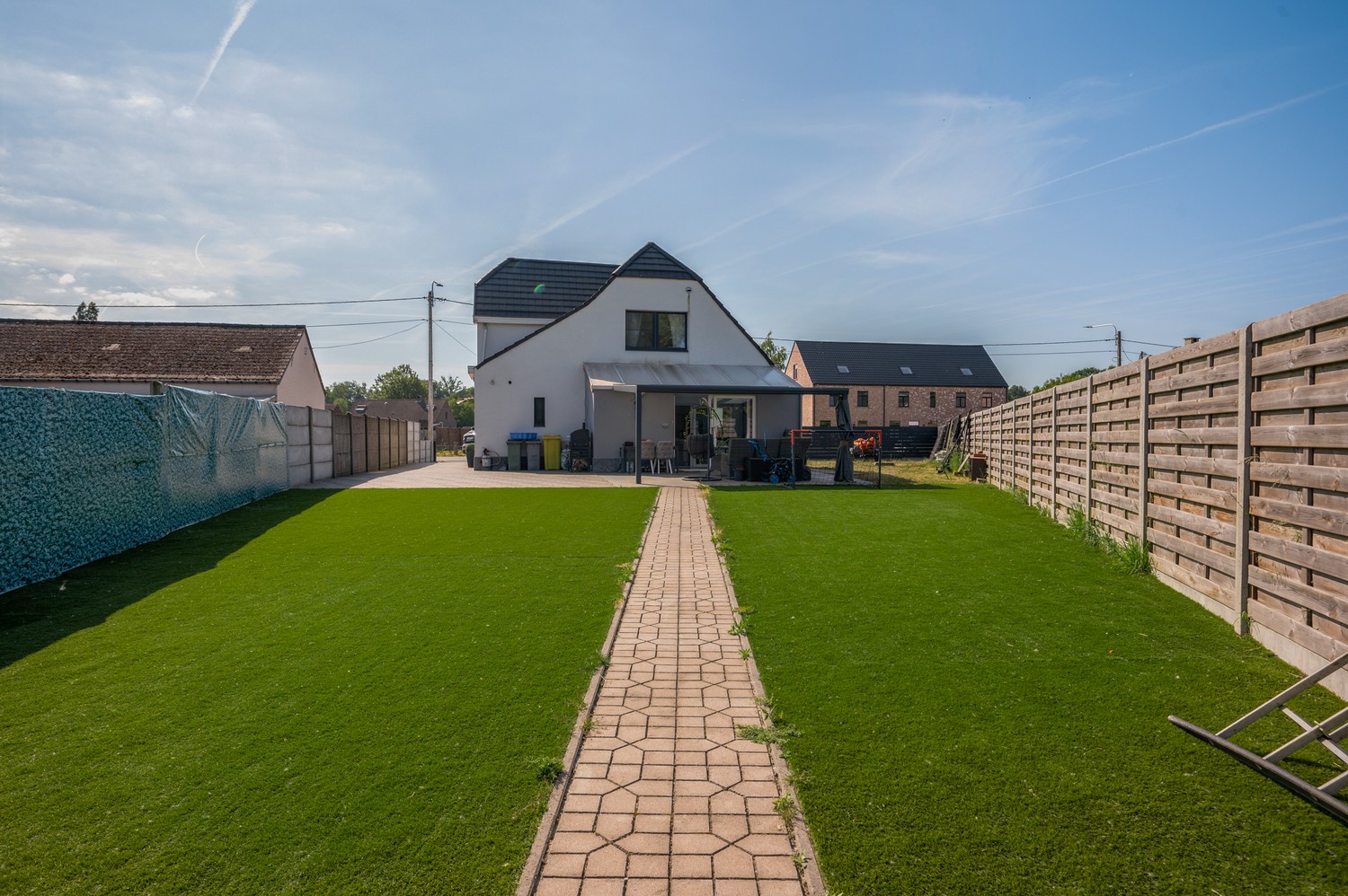 Gerenoveerde eengezinswoning op perceel van 742 m² - foto 1