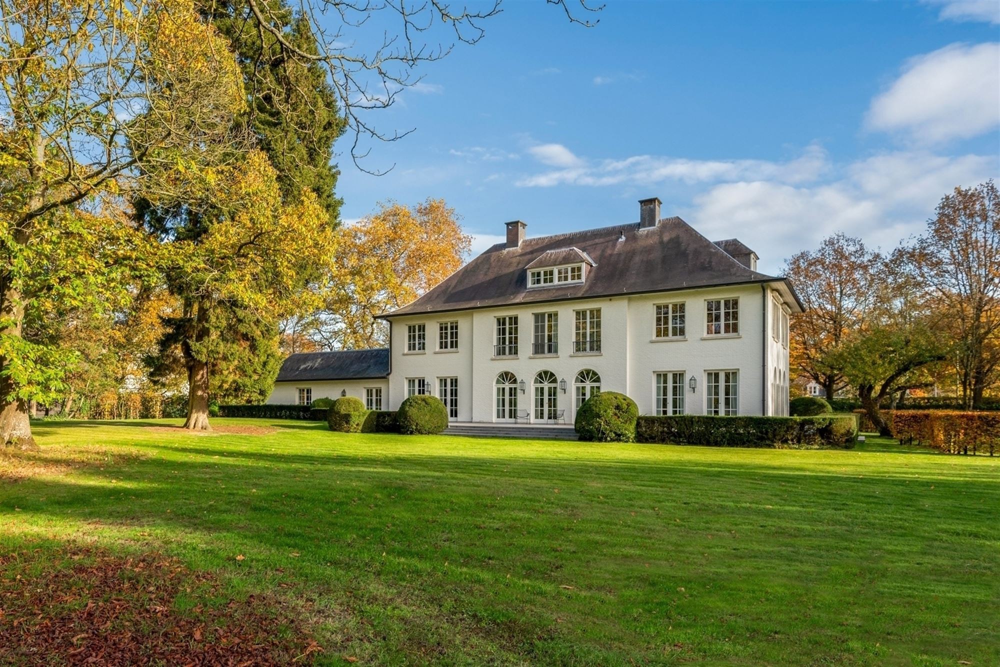 Statige villa met prachtige parktuin op ruim 1 hectare - foto 4