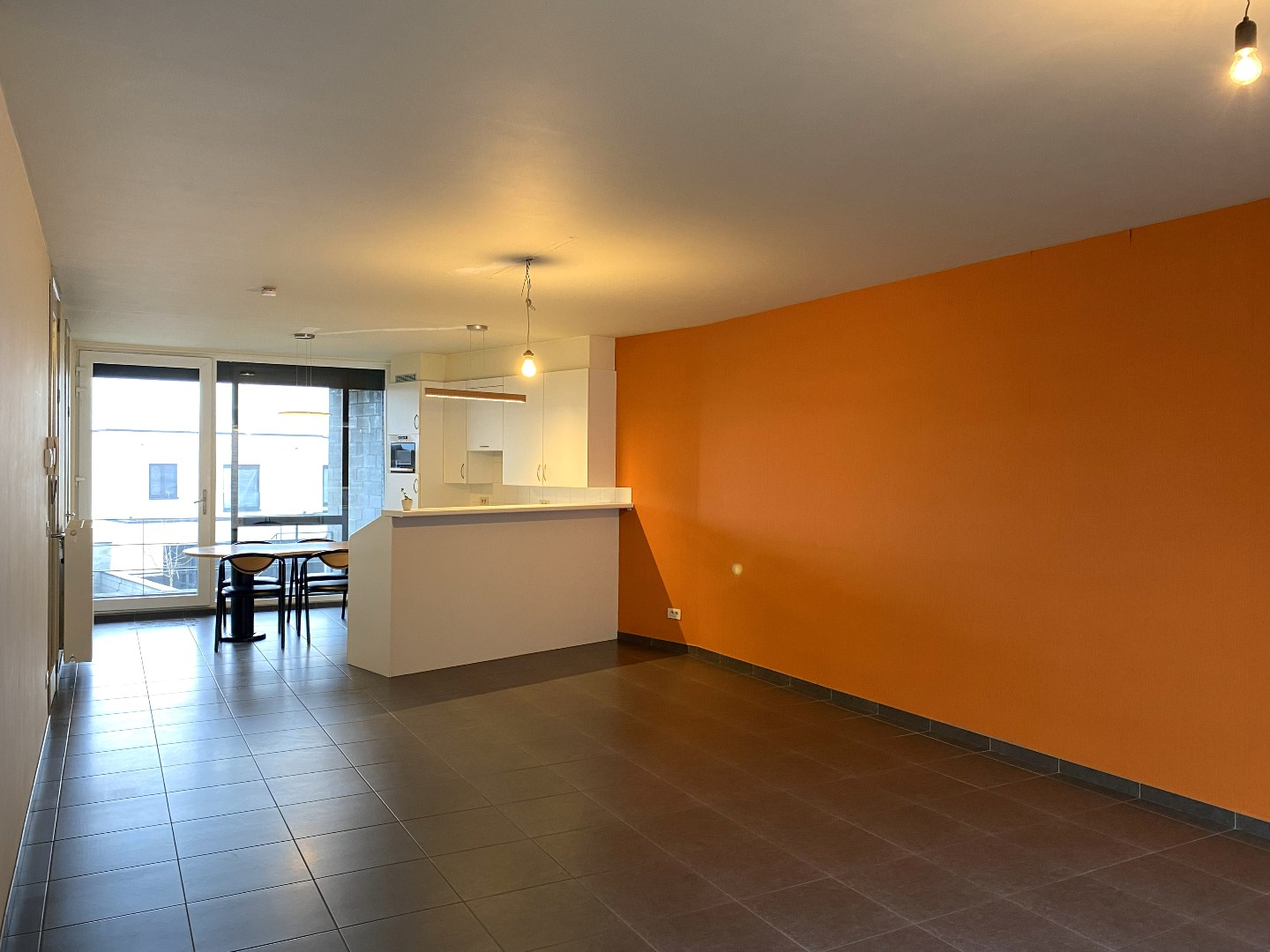 GEZELLIGE RIJWONING MET 3 SLPKS | KOER EN TERRAS - foto 3