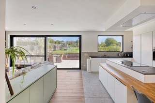 House for sale in Roosdaal