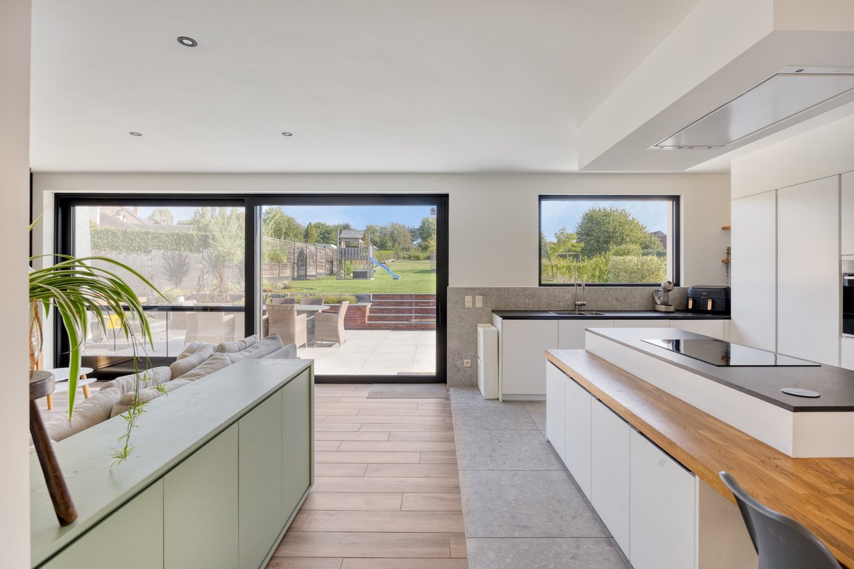 House for sale in Roosdaal with 3 bedrooms - photo 2