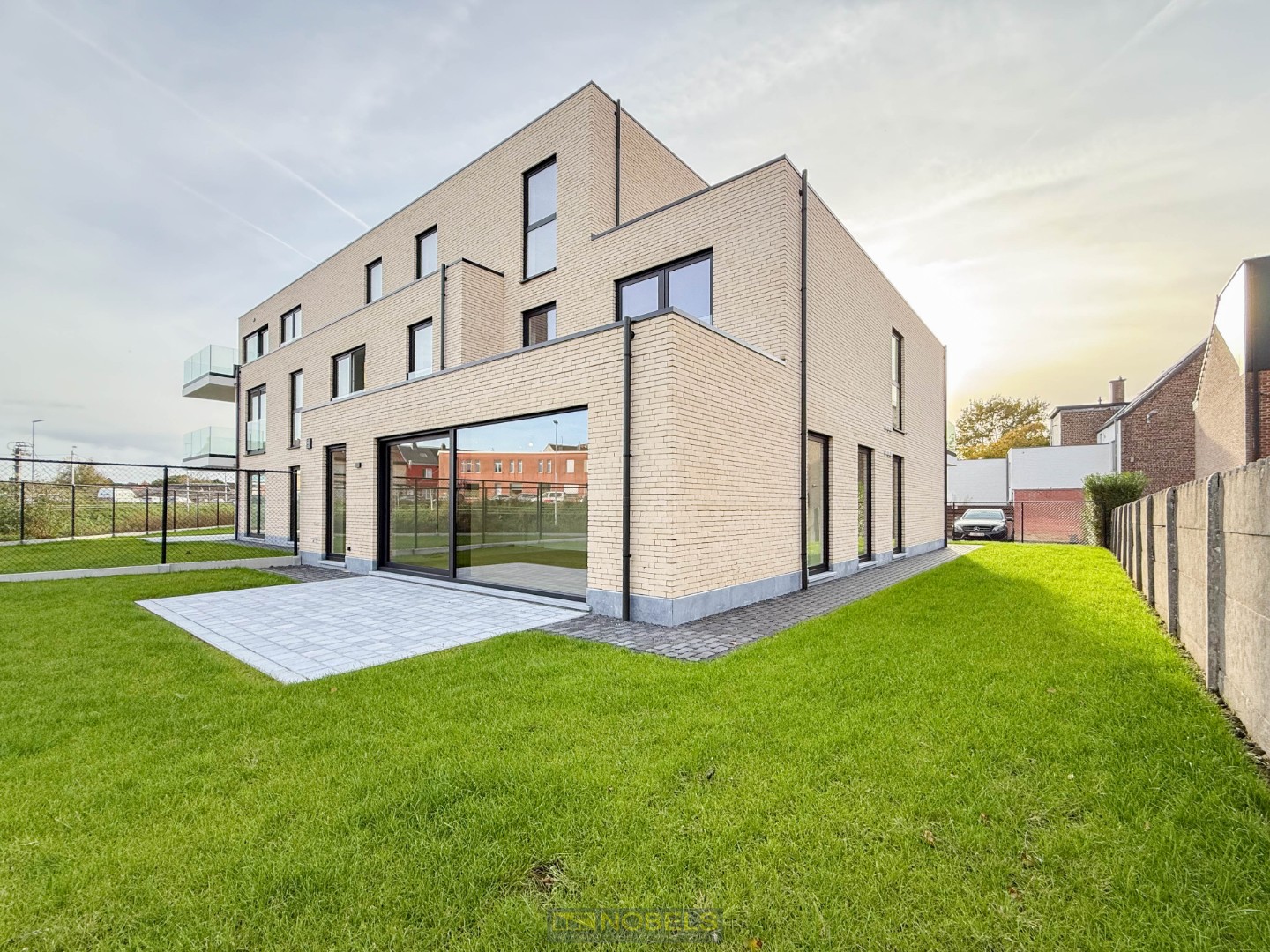 Te  koop, luxueus nieuwbouwappartement met grote tuin te Zottegem - foto 1