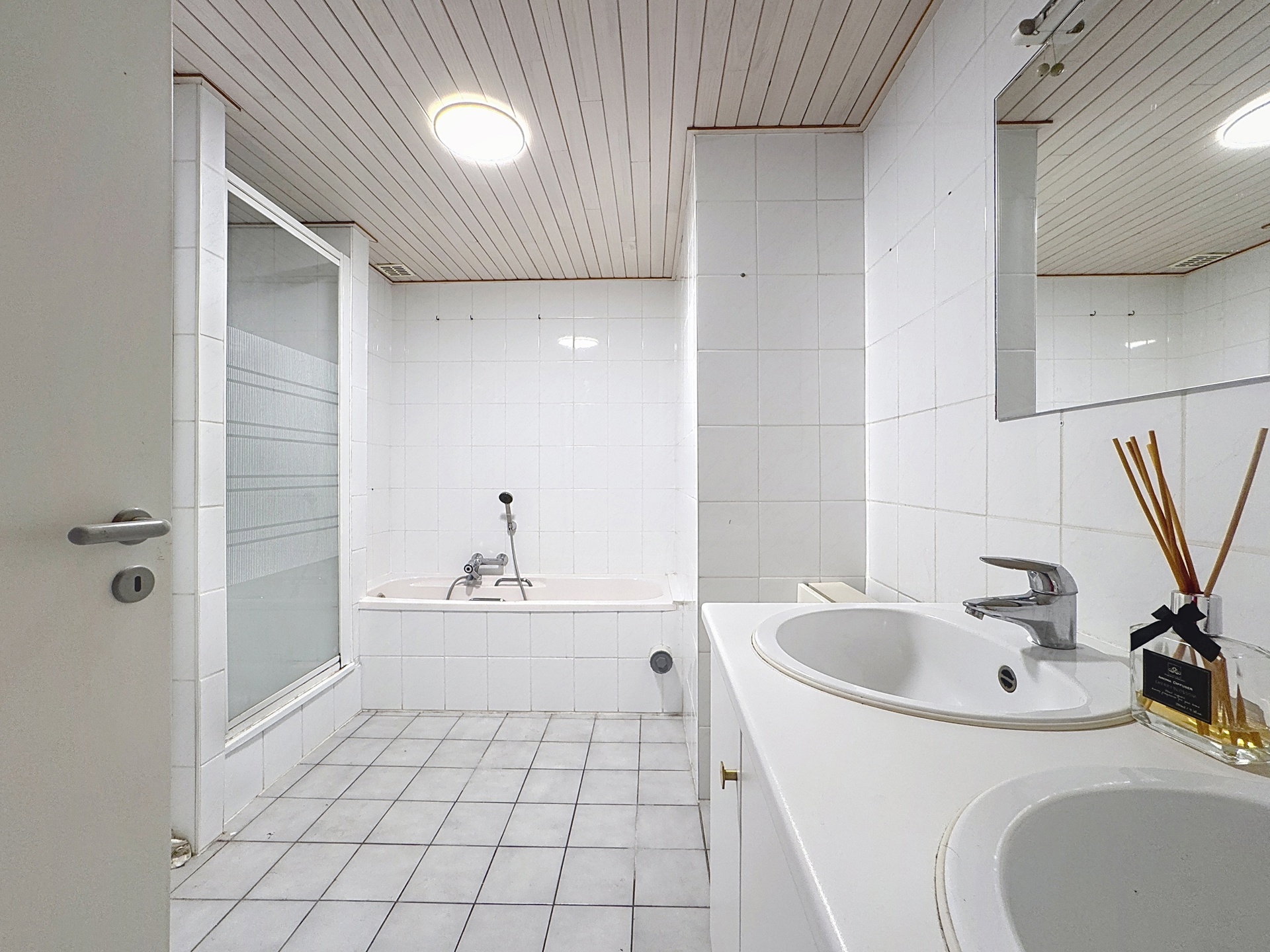 Verzorgd appartement met 2 slaapkamers - foto 5