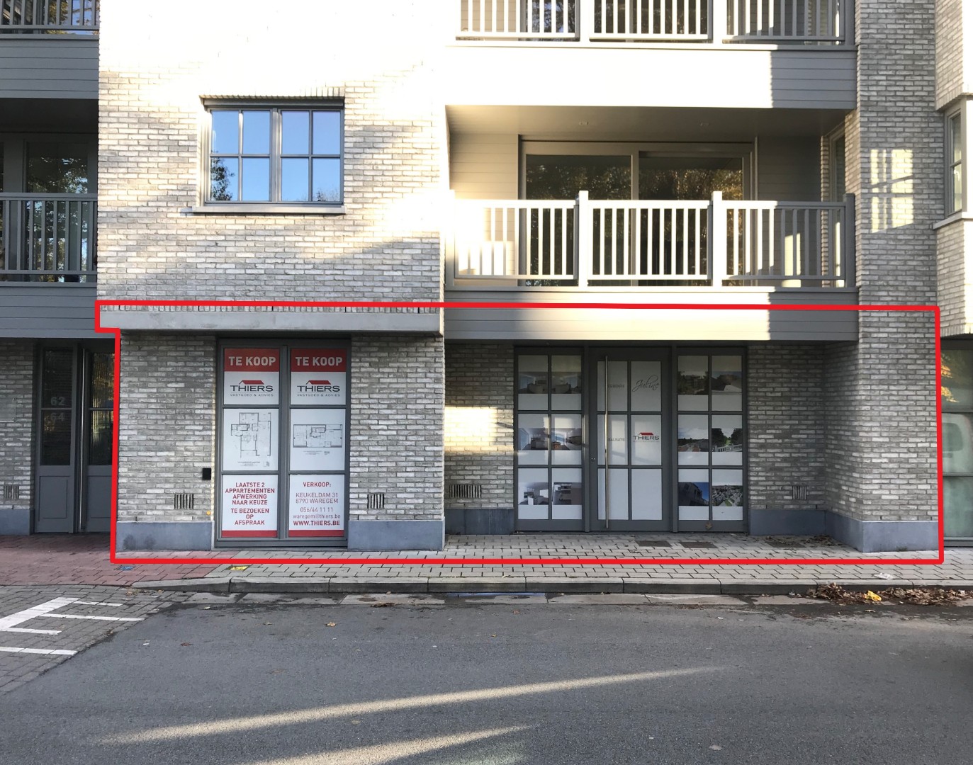 Kantoorruimte in nieuwbouwproject Juline aan park Baron Casier - foto 1