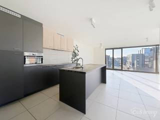 Apartment for rent in Stabroek