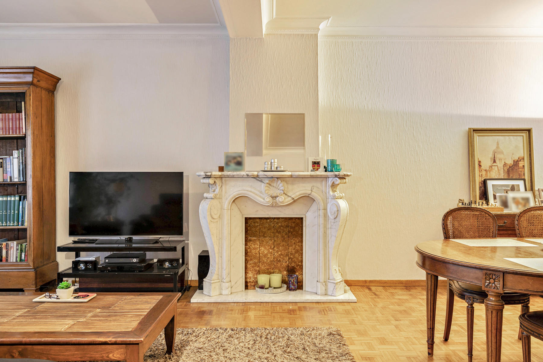 In de dorpskern van Neeroeteren gelegen halfvrijstaande woning met 2 slaapkamers. - foto 4