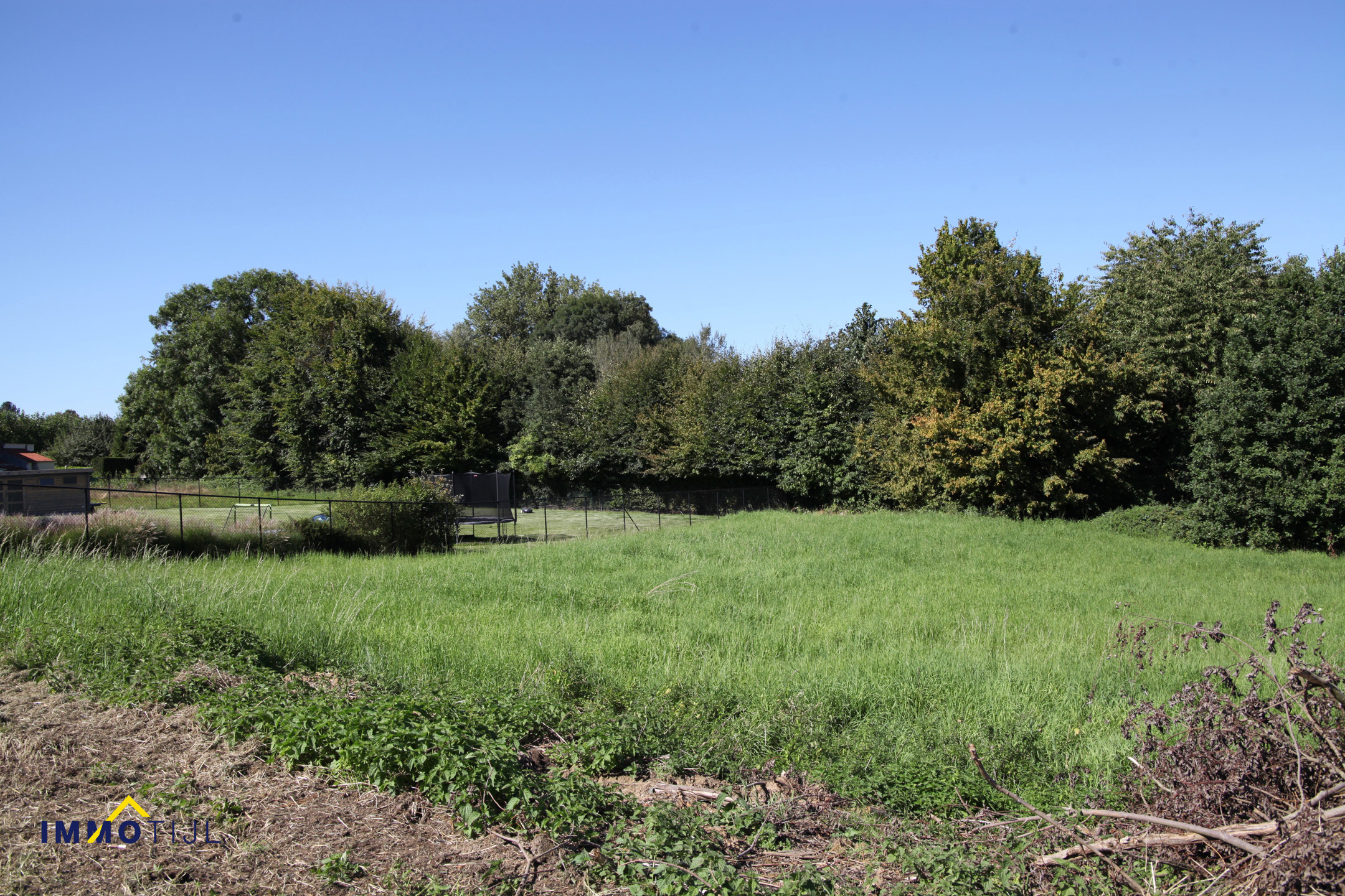 Mooi perceel bouwgrond geschikt voor halfopen woning!  - foto 5