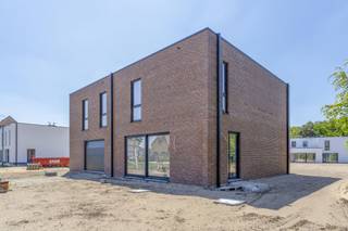 Woonproject Gabriëlsdijk / 1-Meilaan bestaat uit 9 zeer energiezuinige nieuwbouwwoningen en 1 bouwgrond, rustig gelegen nabij alle faciliteiten en...