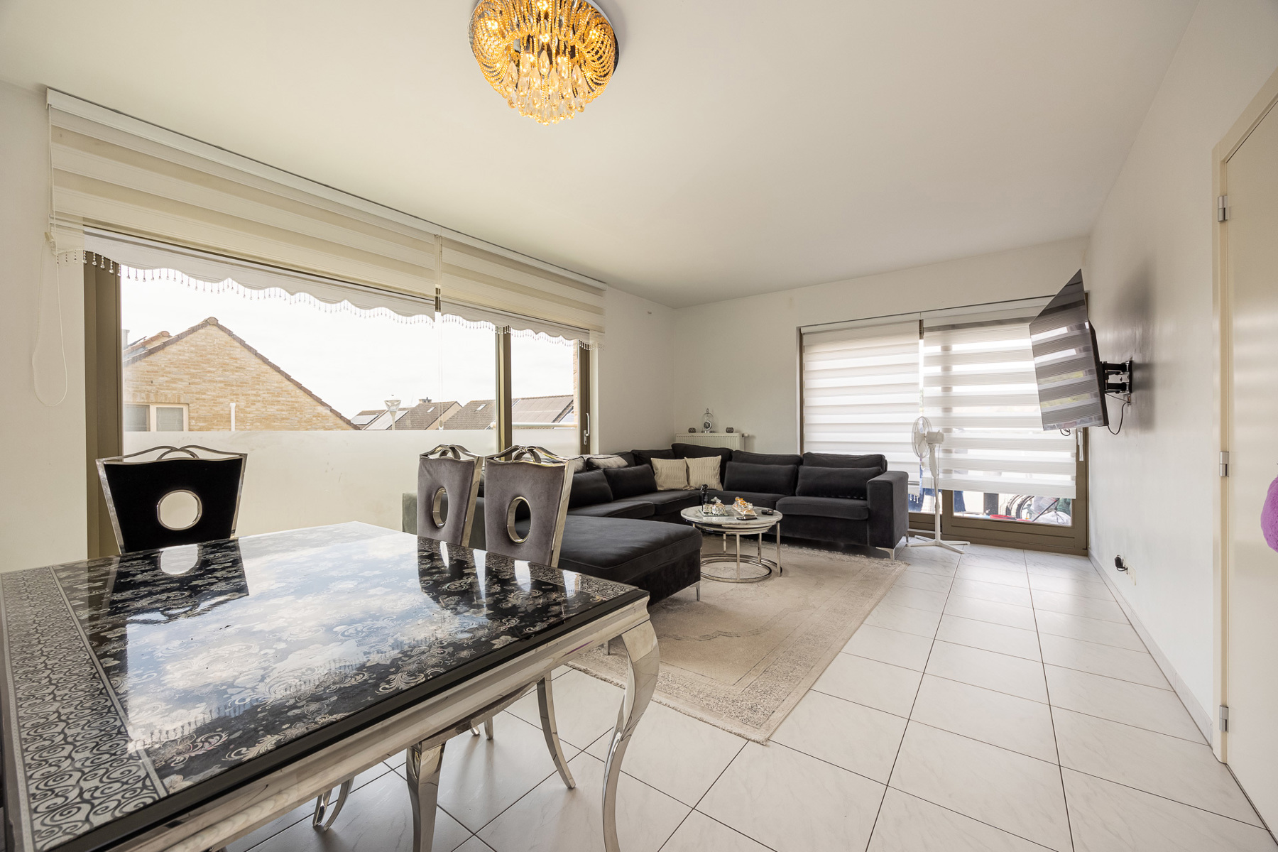 Appartement met 2 slaapkamers en terras in residentiële wijk - foto 4
