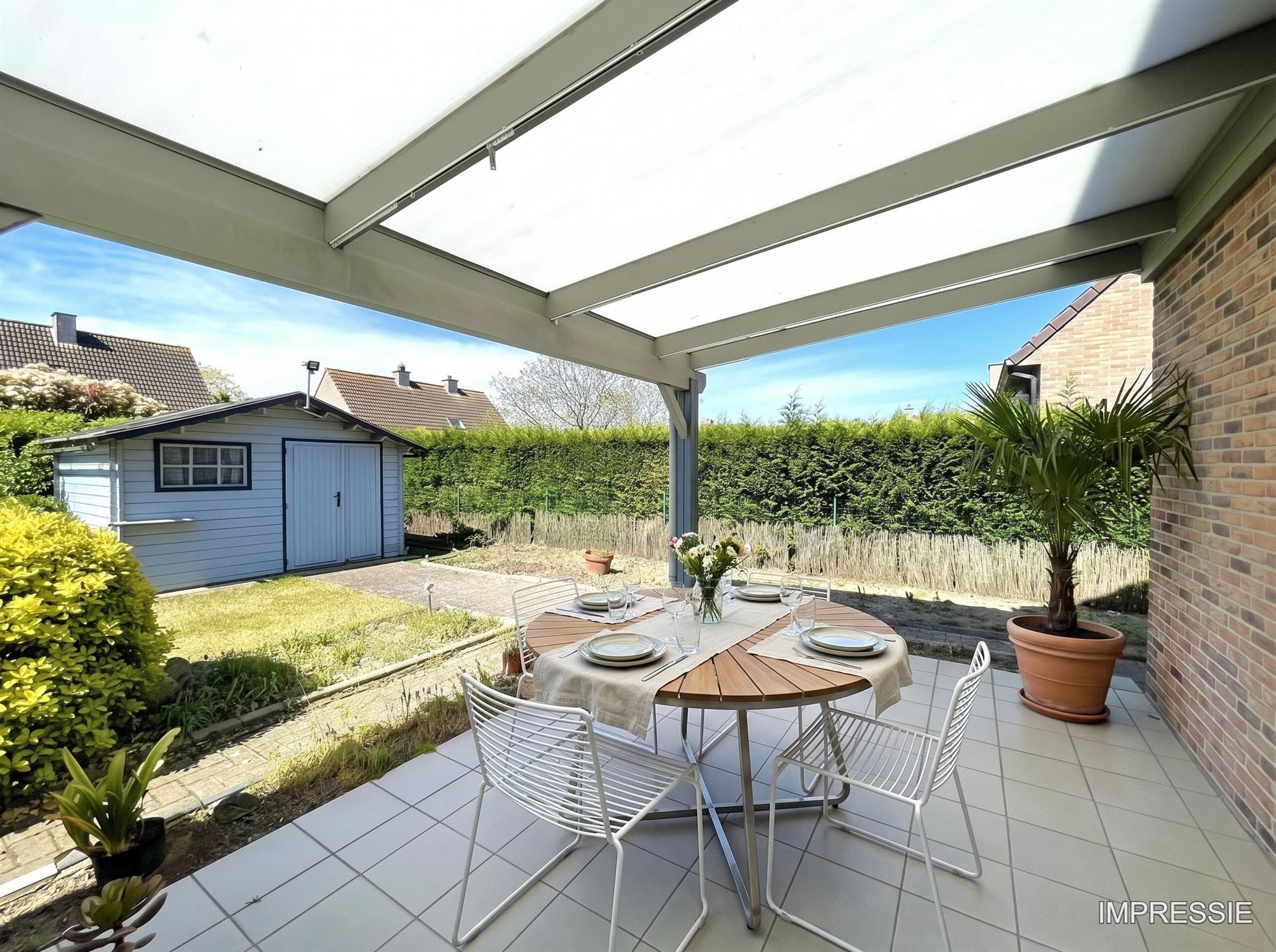 Open bebouwing met uitbreidingsmogelijkheden en zonnige tuin - foto 5