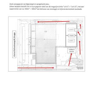 <strong>Strategisch gelegen magazijnruimte nabij belangrijke invalswegen. </strong><br />Op een vlot bereikbare locatie in Brugge, aan de Kleine Pathoekeweg 40, bieden wij een ruime bedrijfsruimte van circa 1.000 m² te huur aan.<br />Het betreft twee met elkaar verbonden magazijnunits (Unit C en Unit D) van elk ongeveer 500 m², die samen één functioneel geheel vormen. Dankzij de interne doorgang zijn beide ruimtes eenvoudig te gebruiken als één grote opslag- of werkruimte.<br /><strong>Kenmerken: </strong> Totale oppervlakte: ca. 1.000 m². ✔ Twee verbonden magazijnunits van elk ca. 500 m²/ ✔ Goede bereikbaarheid nabij belangrijke verbindingswegen<br />✔ Geschikt voor opslag, logistiek, distributie, groothandel of lichte productieactiviteiten. Individuele registratie van water- en elektriciteitsverbruik via tussentellers.<br /><strong>Huurvoorwaarden: </strong>Huurprijs: € 4.000 per maand exclusief BTW: 21% van toepassing.<br />Onroerende voorheffing: ca. € 4.500 per jaar. Verbruik water en elektriciteit afzonderlijk te verrekenen volgens tussentellers<br />(Momenteel geen verwarming aanwezig in het magazijn).<strong> Ligging: </strong>De site bevindt zich op een strategische locatie in Brugge, met een vlotte verbinding naar de haven van Zeebrugge, de Expresweg (N31), de E40 en andere belangrijke economische knooppunten. Hierdoor vormt deze magazijnruimte een ideale uitvalsbasis voor ondernemingen actief in logistiek, opslag, distributie en dienstverlening. <strong>Interesse? </strong>Bent u op zoek naar een ruime magazijnruimte of bedrijfsgebouw te huur in Brugge? Contacteer ons voor meer informatie, plannen of een plaatsbezoek<strong>. Beschikbaar vanaf 01 aug. 2026. </strong>