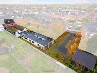 VEELZIJDIGE PROJECTGROND met WOONHUIS, ATELIER EN BOUWMOGELIJKHEDEN op een perceel van 1.922M² in het charmante Nederename, deelgemeente...