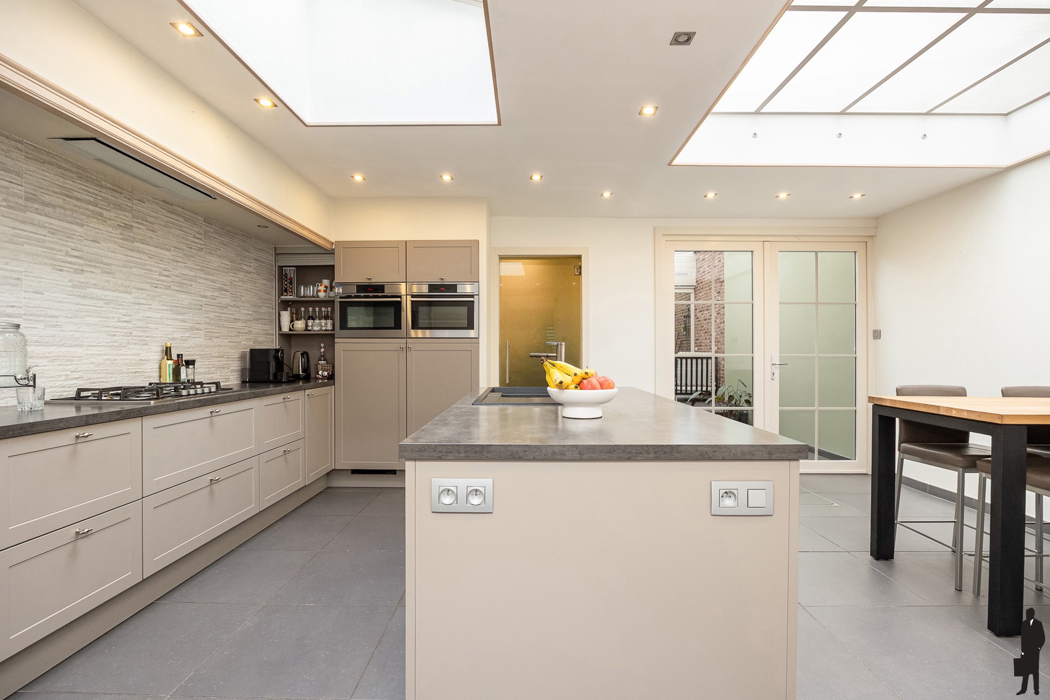 Ruime gezinswoning: 4 slpk, garage + veel bergruimte - foto 4