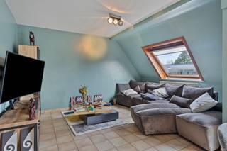 Cet appartement avec 2 chambres et garage est idéalement situé dans un environnement calme à Herent, à seulement 10 minutes du centre de Louvain...