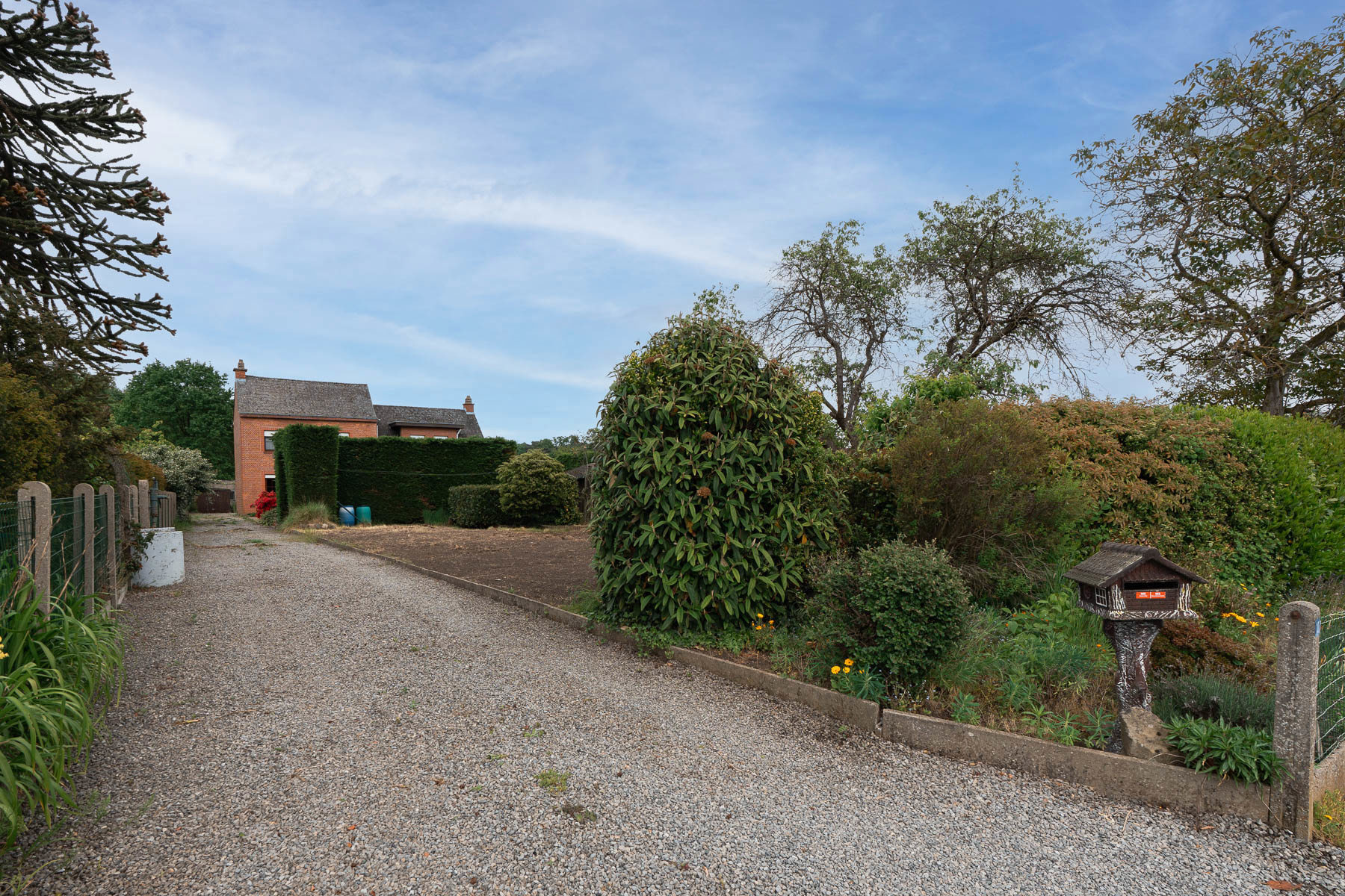 Gezellige, te renoveren woning met leuke tuin op toplocatie - foto 5