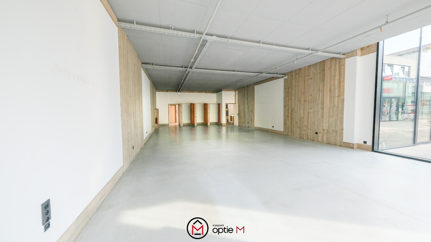 Commercial à vendre à Bilzen - photo 1